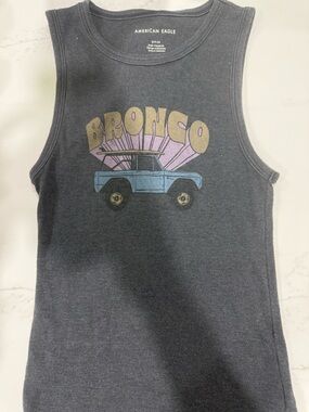 American Eagle Outfitters Charcoal Muscle Tank with Blue, Pink & Gold Graphic